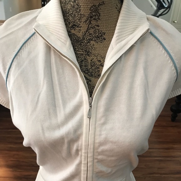 Ashworth sweater top - Picture 2 of 3